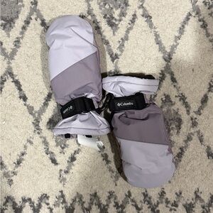 Columbia Purple Gray Winter mittens